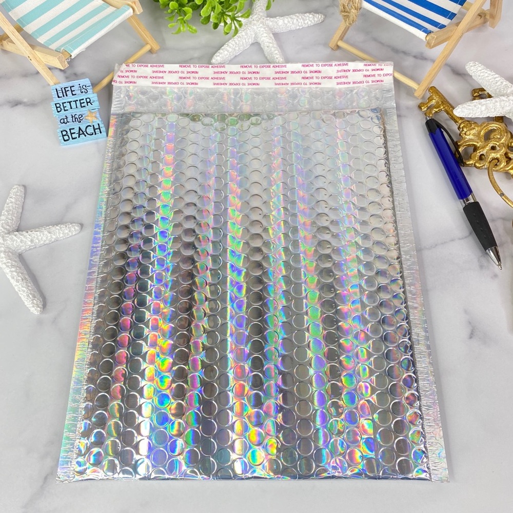 20 8.5X11 Holographic Bubble Mailers PRICE IS FIRM - Picture 2 of 7